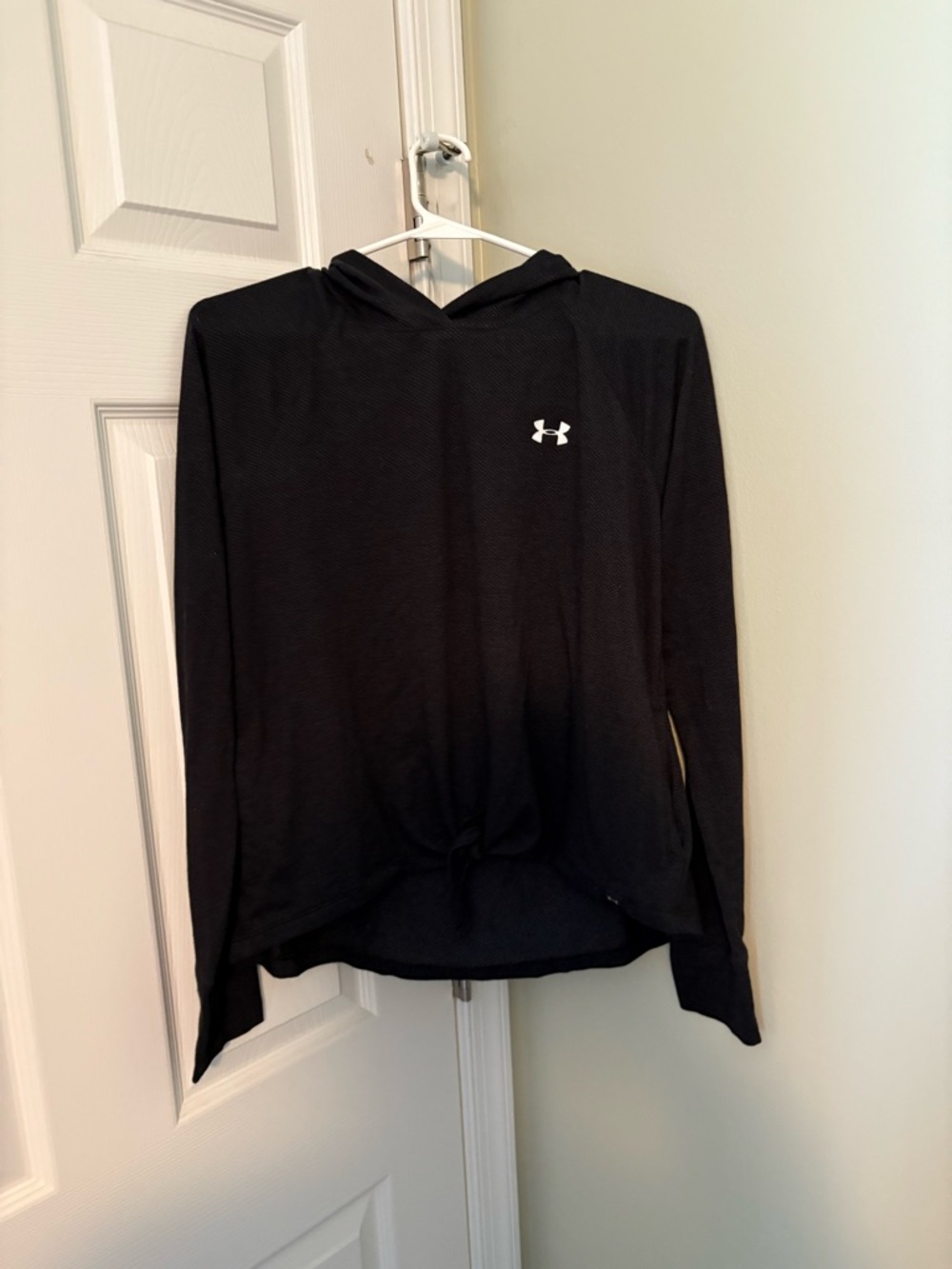 Women’s under armour pull over